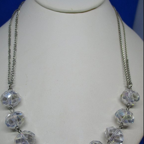 Vintage Crystal Necklace Faceted Crysal Beads With 2 Silver Tone Metal End Chain - Picture 2 of 14